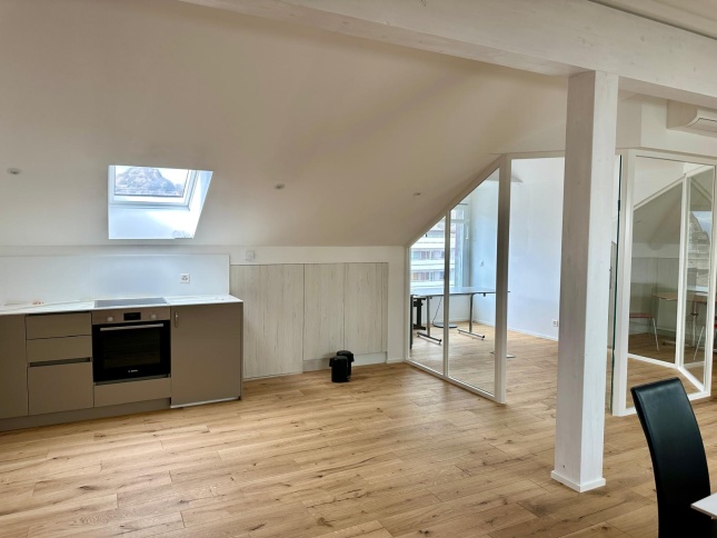 Bureau , 90.00 m2