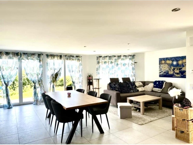 Appartement, 3.5 pièces, 110.00 m2 Appartement, 3.5 pièces, 110.00 m2