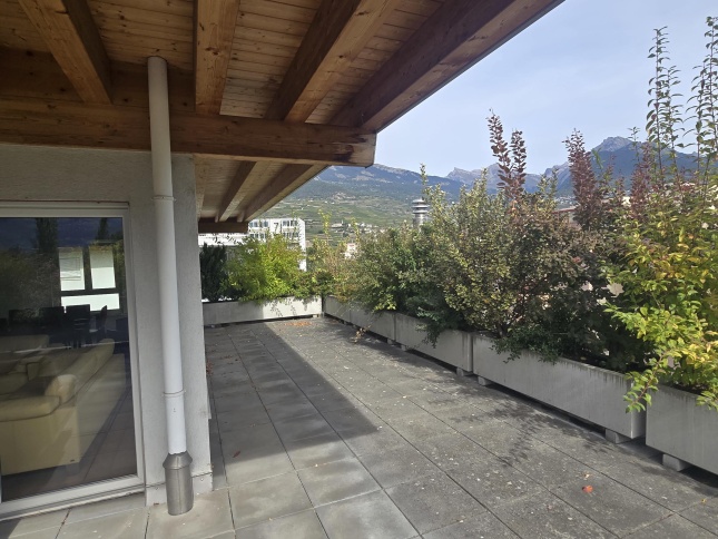 Attique, 5.5 pièces, 197.00 m2 Attique, 5.5 pièces, 197.00 m2