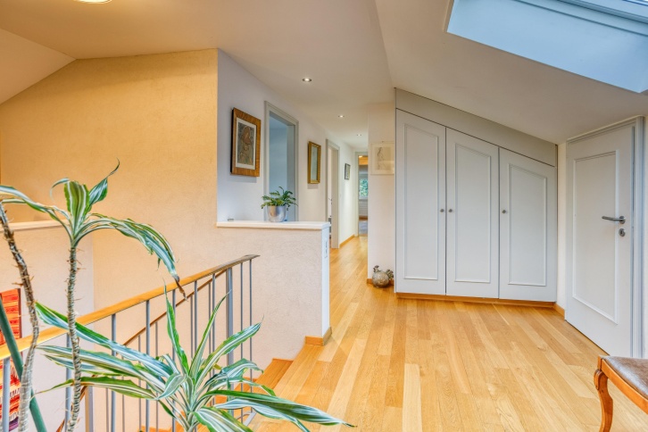 Maison, 10.0 pièces, 360.00 m2 Maison, 10.0 pièces, 360.00 m2