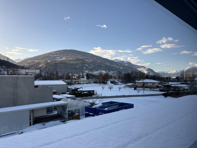 Immeuble mixte , 590.00 m2