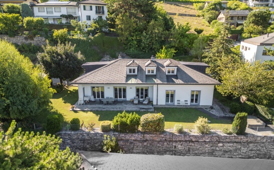 Maison, 10.0 pièces, 360.00 m2